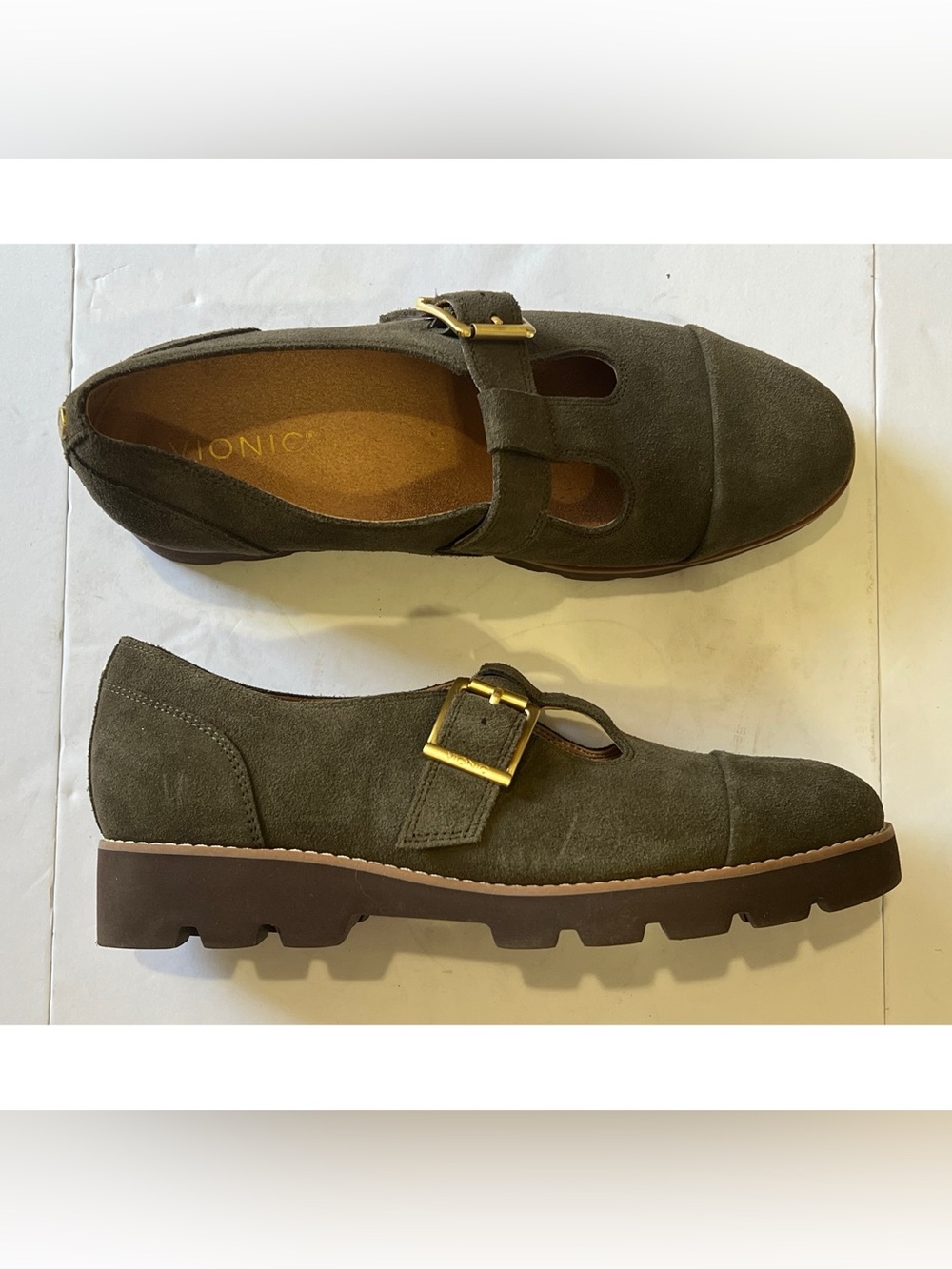 Vionic Carmen green suede t-strap flat Mary Jane loafer shoes US women's 8 wide